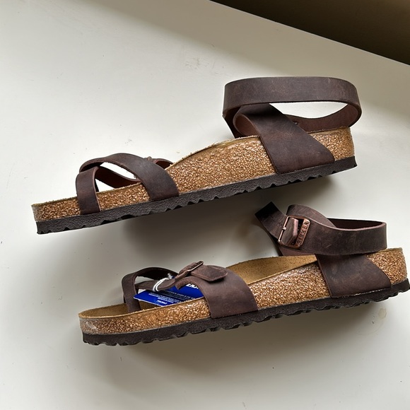 Birkenstock Women Yara Oiled Leather Tobacco